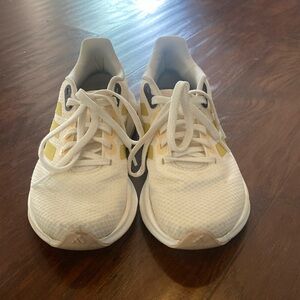Women’s shoes, size 7 Adidas running